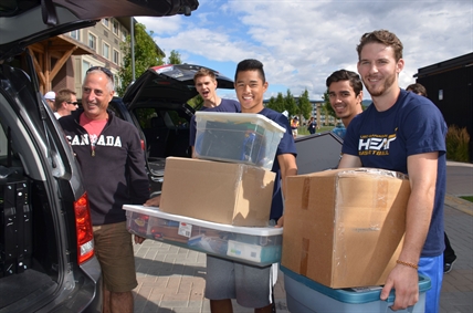 UBC student move-in day is a fast-paced, well-choreographed team effort | iNFOnews.ca