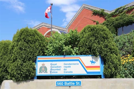 Stolen scooter found abandoned and damaged, returned to owner | iNFOnews.ca Stolen scooter found abandoned and damaged, returned to owner | iNFOnews.ca