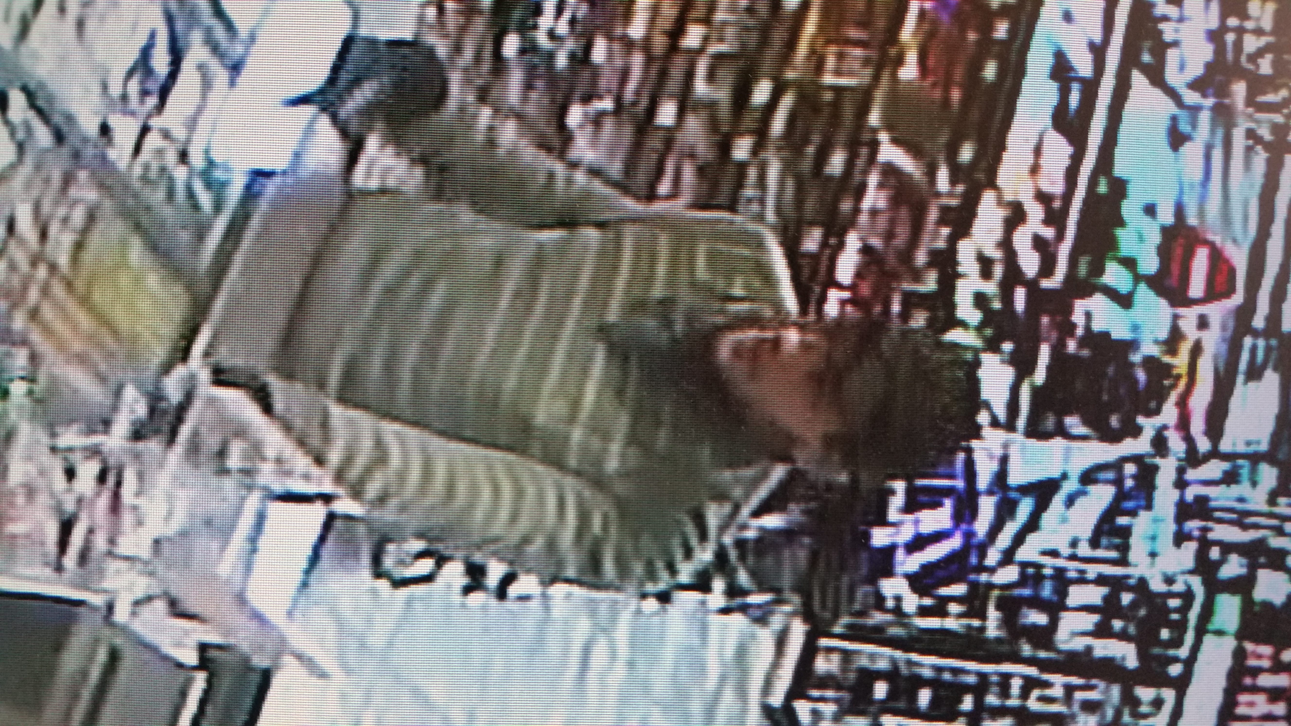 Robbery on the North Shore: Can you help police identify this man? | iNFOnews.ca