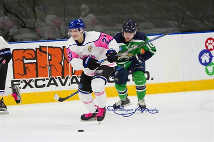 Third straight win for Penticton Vees | iNFOnews.ca