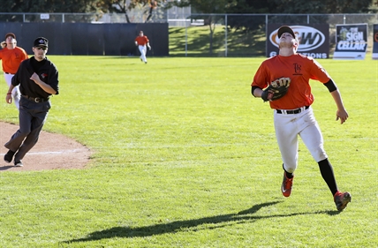 WolfPack split last doubleheader of the fall | iNFOnews.ca