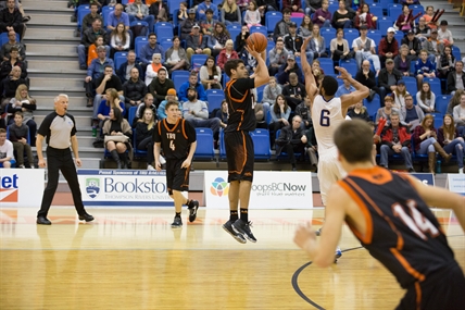 TRU men's basketball play better but suffer same fate | iNFOnews.ca