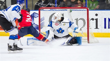 Vees can't dig out of early hole in loss to Vernon | iNFOnews.ca