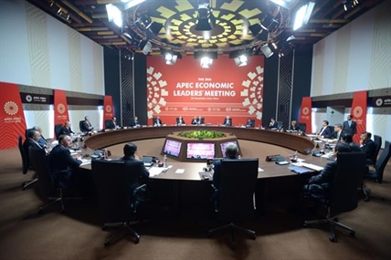 Trudeau, APEC leaders look to put softer face on globalization to battle Trump | iNFOnews.ca