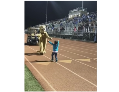 TRENDING NOW: Little girl has the best dance moves | iNFOnews.ca