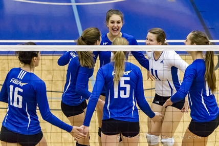 RECAP: No. 5-ranked Heat cruise to three-set win over Cougars | iNFOnews.ca