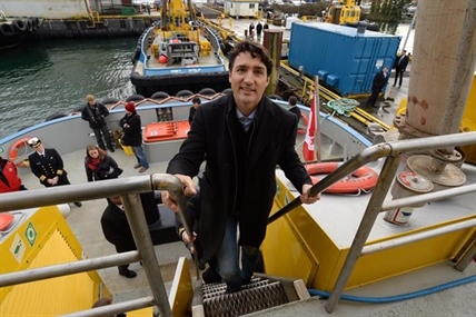 Trudeau promises two emergency towing vessels for West Coast | iNFOnews.ca