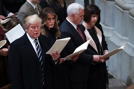 Trump has conversation with Trudeau, discuss the economy and exports | iNFOnews.ca
