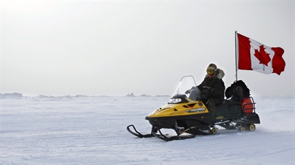 007, North of 60: Canadian Forces test stealth snowmobile for covert Arctic ops | iNFOnews.ca 007, North of 60: Canadian Forces test stealth snowmobile for covert Arctic ops | iNFOnews.ca