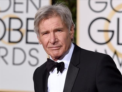 Video shows Harrison Ford's plane mistakenly fly over jet | iNFOnews.ca Video shows Harrison Ford's plane mistakenly fly over jet | iNFOnews.ca