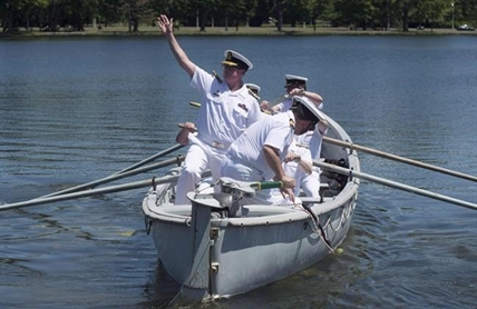 Vice-admiral leaked cabinet secrets to help ensure supply ship contract: RCMP | iNFOnews.ca