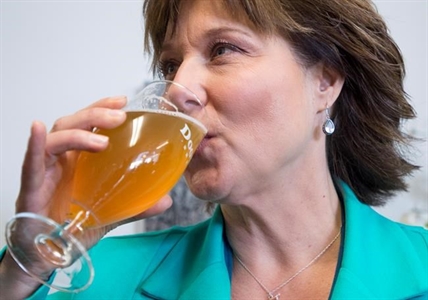 B.C. leader says province would go it alone on coal ban if feds don't act | iNFOnews.ca