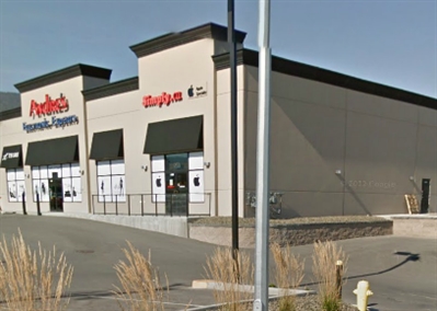 West Kelowna Apple store closed after 'significant' break-in, theft | iNFOnews.ca