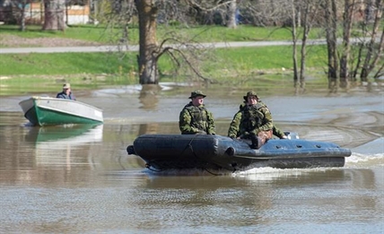 Hundreds of extra troops sent to Quebec as feds warn about more floods in B.C. | iNFOnews.ca Hundreds of extra troops sent to Quebec as feds warn about more floods in B.C. | iNFOnews.ca