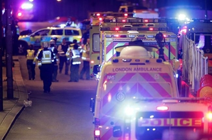 Report of multiple casualties in incident on London Bridge | iNFOnews.ca
