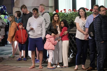 British police arrest 12 as Londoners recall night of terror | iNFOnews.ca