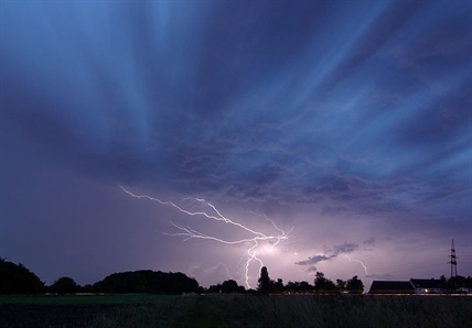 Lightning causes two fires in two minutes | iNFOnews.ca