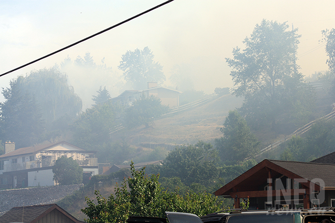 UPDATE: Homes lost in wildfire burning in Kaleden, police say | iNFOnews.ca