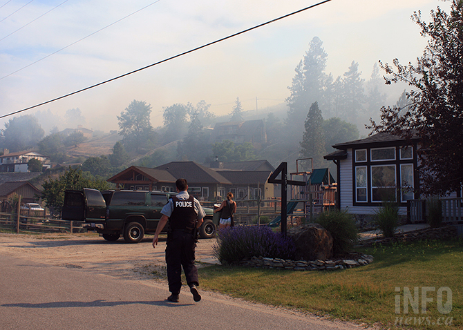 Fire crews continue work to douse Kaleden wildfire | iNFOnews.ca