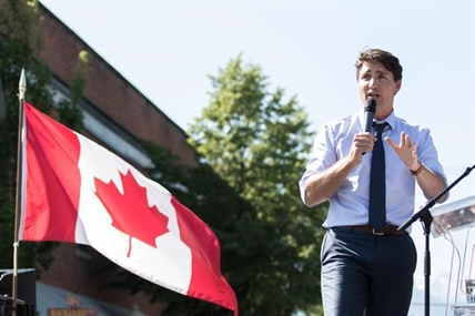 Trudeau says he will visit B.C. wildfire zones amid shifting landscape | iNFOnews.ca