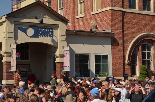 iN PHOTOS: Solar eclipse draws huge crowd in Vernon | iNFOnews.ca