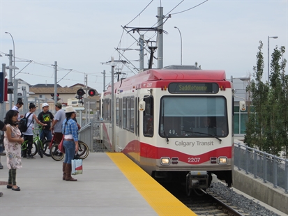 Calgary Transit officer passes out after possible drug exposure at train station | iNFOnews.ca Calgary Transit officer passes out after possible drug exposure at train station | iNFOnews.ca