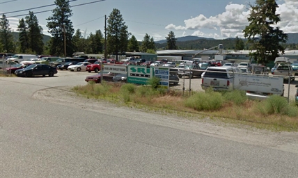 Thieves crash gate with SUV | iNFOnews.ca