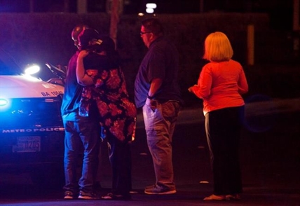 At least 50 killed as gunman opens fire at Las Vegas concert | iNFOnews.ca