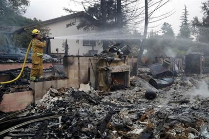 Wildfires ravage Northern California with shocking speed | iNFOnews.ca Wildfires ravage Northern California with shocking speed | iNFOnews.ca