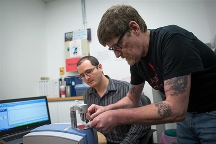B.C. boosts drug-checking service in fight overdose crisis | iNFOnews.ca B.C. boosts drug-checking service in fight overdose crisis | iNFOnews.ca