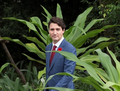 Trudeau weighing options on Quebec face-covering bill after court challenge | iNFOnews.ca