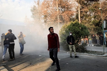 Two protesters in Iran killed as social media apps blocked | iNFOnews.ca