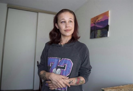 Eyeball tattoos banned in Indiana months after Canadian woman's botched procedure | iNFOnews.ca