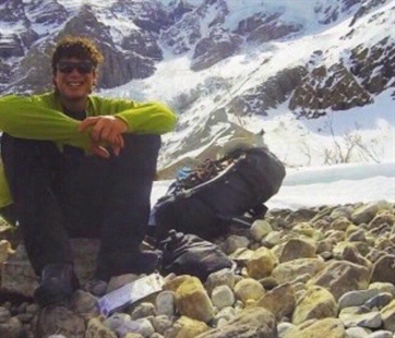 Alaskan troopers say it is too dangerous to recover remains of B.C. climber, companion | iNFOnews.ca