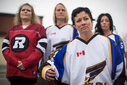 Thousands vow to embrace Jersey Day: 'There's healing in the helping' | iNFOnews.ca