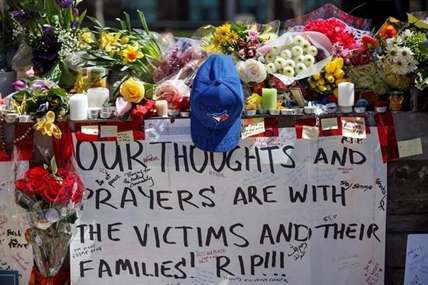 Grief over deadly Toronto van attack sinks in days after rampage | iNFOnews.ca