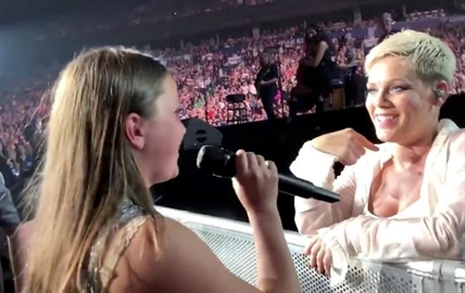 VIDEO: Young B.C. Pink fan gets chance to sing at her idol's Vancouver concert | iNFOnews.ca
