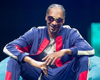 Snoop Dogg lauds Canada's growing cannabis industry at Montreal tech conference | iNFOnews.ca Snoop Dogg lauds Canada's growing cannabis industry at Montreal tech conference | iNFOnews.ca