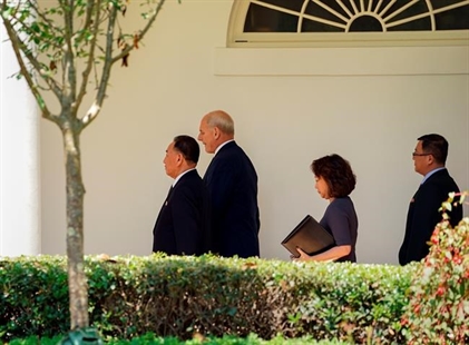 The summit's back on: Trump welcomes NKorean official to White House | iNFOnews.ca