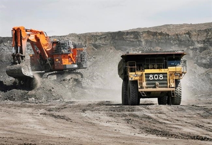 Oil and gas workers still mainly old white males despite diversity gains: study | iNFOnews.ca Oil and gas workers still mainly old white males despite diversity gains: study | iNFOnews.ca