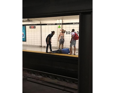 'Human thing to do:' transit rider who jumped on subway tracks to save fallen man | iNFOnews.ca