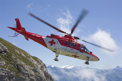 Small plane crashes in Switzerland, family of 4 killed | iNFOnews.ca