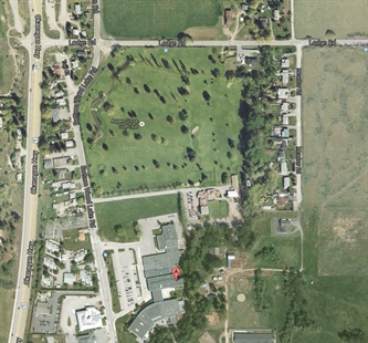 From golfers to kids, school district to buy nine hole golf course | iNFOnews.ca