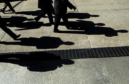 Canada's tax system unfairly favours wealthy, poll of CRA auditors suggests | iNFOnews.ca