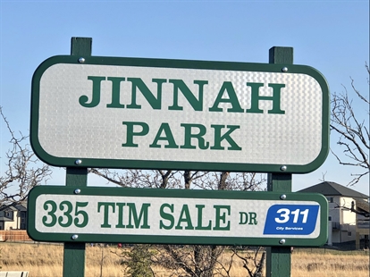 Community leader in Winnipeg blames Bernier tweet for vandalism in park | iNFOnews.ca