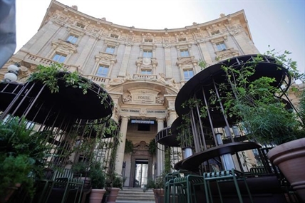 Will espresso-loving Italy embrace country's 1st Starbucks? | iNFOnews.ca