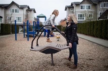 Immigration fuelling French-immersion demand as provinces vie for teachers | iNFOnews.ca Immigration fuelling French-immersion demand as provinces vie for teachers | iNFOnews.ca