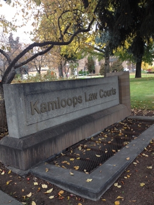 Man stabbed his friend to death over a girl: Witness | iNFOnews.ca