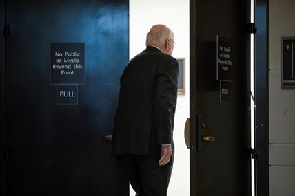 GOP, Dems battle over secret FBI report on Kavanaugh | iNFOnews.ca