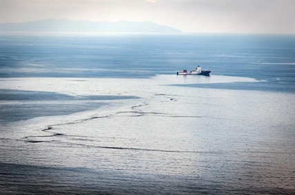 France, Italy begin cleanup for Mediterranean fuel spill | iNFOnews.ca